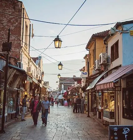 Gh With Private Parking Apartament Skopje