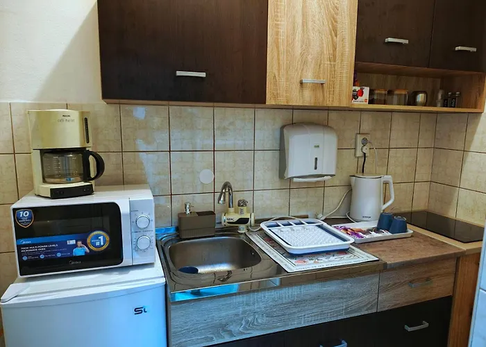 Gh With Private Parking